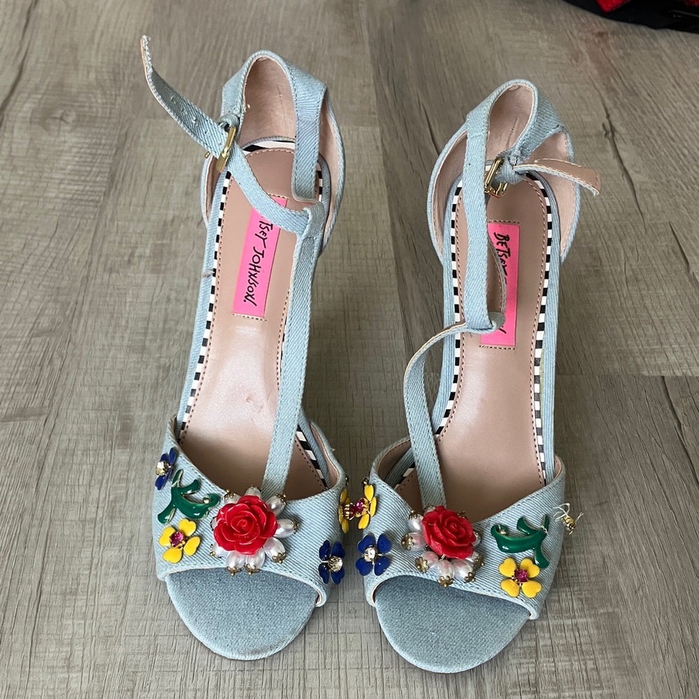 Betsey Johnson Light Blue Floral Embellished Heels